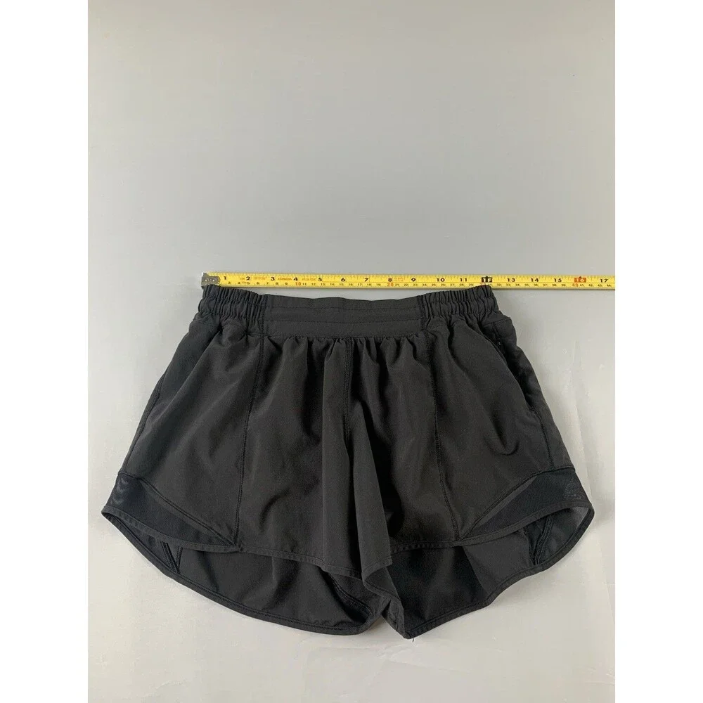 Lululemon Hotty Hot Low-Rise Lined Short 4” inseam Size 6